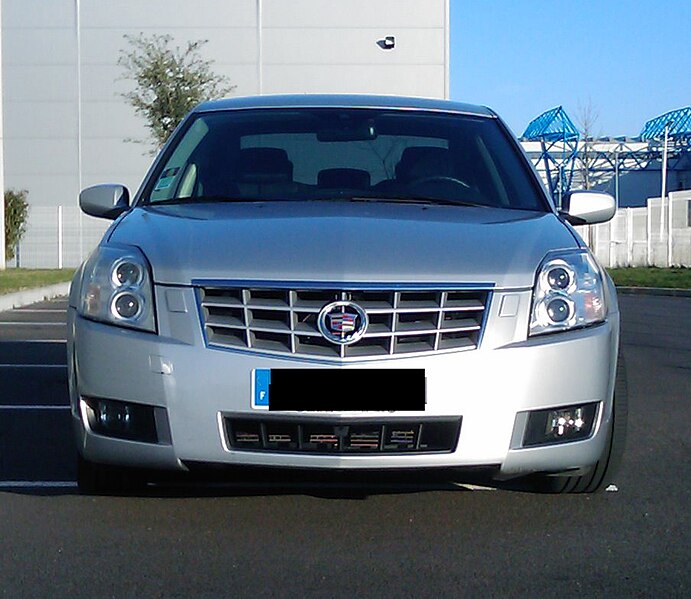 File:Cadillac BLS Front view.jpg