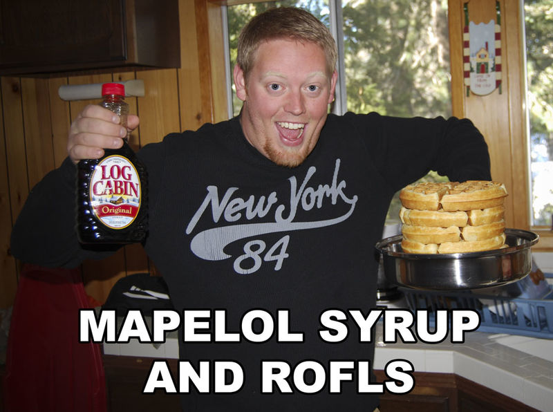 File:Mapelol-syrup-and-rofls.jpg