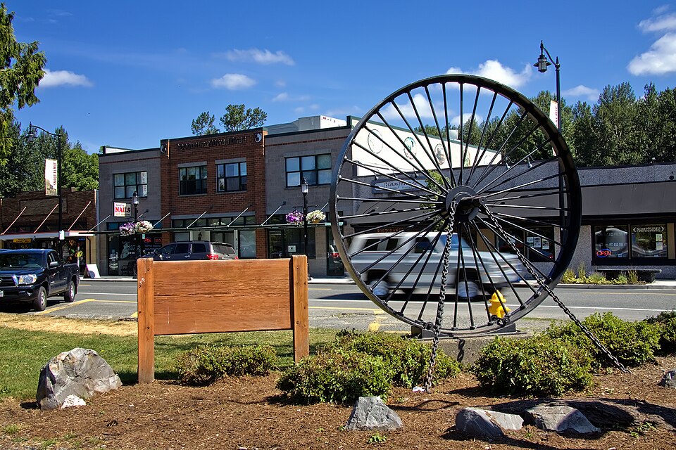 File:Snoqualmie Bandmill Wheel.jpg