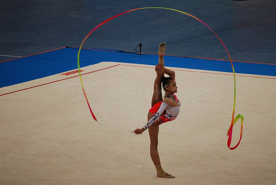 File:ABDUL WAHID Nur Hidayah - Rythmic Gymnastics Delhi 2010 (5092983340).jpg