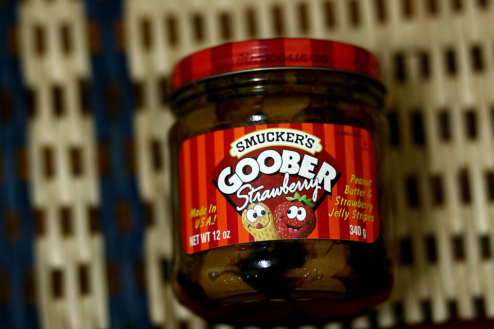 File:Smuckers Strawberry Goober.jpg