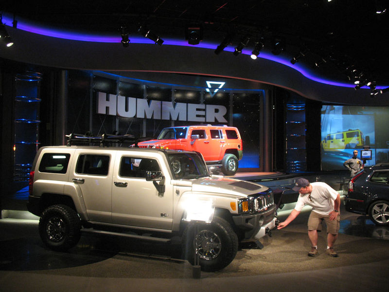 File:Epcot-hummers.jpg