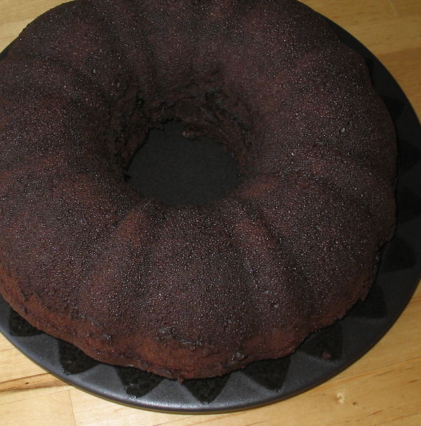 File:Chocolate Bundt cake.jpg