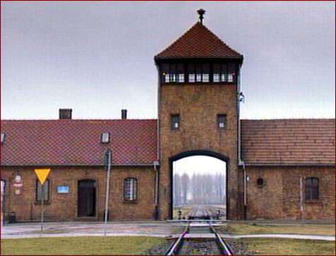 Fichier:Auschwitz l.jpg