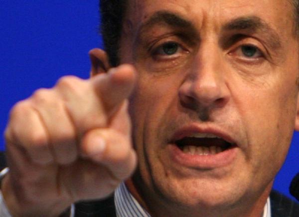 Fichier:Sarkozy-doigt.jpg