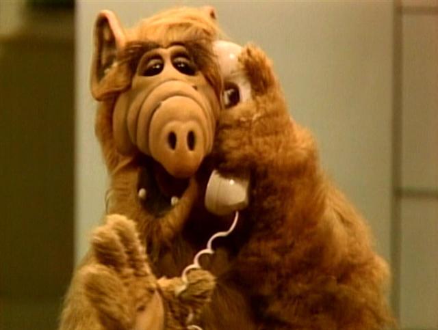 Fichier:Alf telephone.jpg