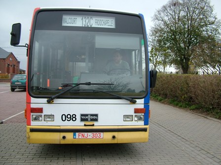 Fichier:Mini-bus 1.jpg