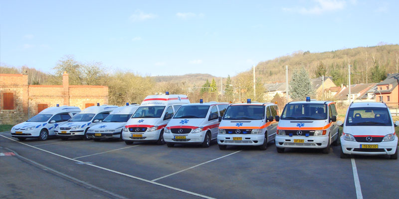 Fichier:Ph ambulances01b.jpg