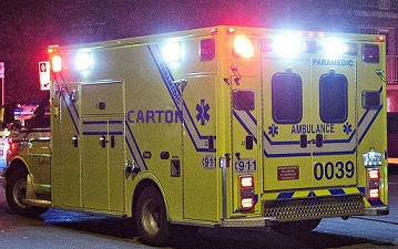 Fichier:Ambulance carton.jpg