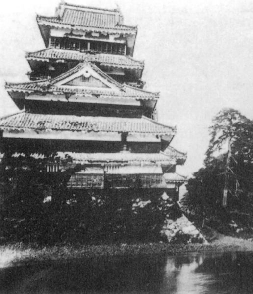 Fichier:Matsumoto Castle Old Photograph.jpg
