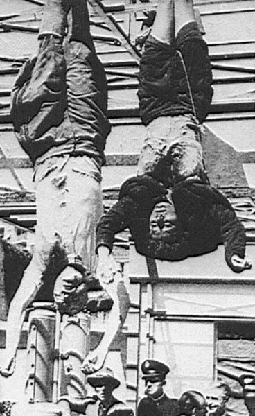 Fichier:Mussolini-hanging.jpg