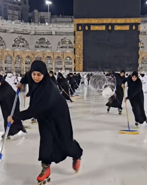 Fichier:Kaaba job2.jpeg