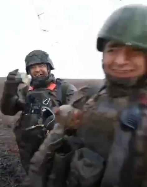 Fichier:Soldats ukraine.png