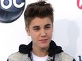 Justin Bieber est en fait la cousine de la tante du grand-père de Zayn Javadd Malik.