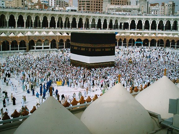 קובץ:Kaaba-9504.jpg