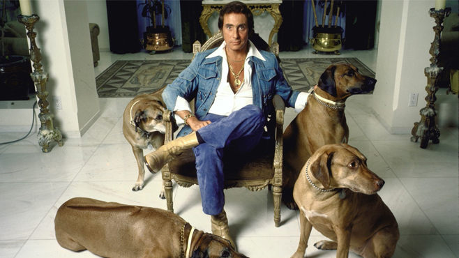 File:Bob Guccione with dogs.jpg