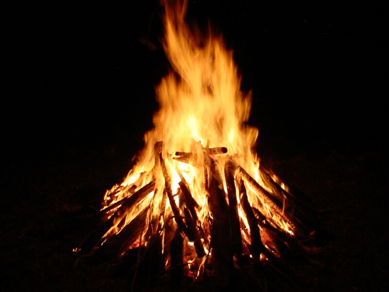 File:Campfire.jpeg