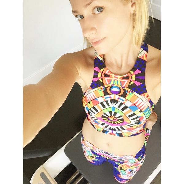 File:Beth Behrs working out.jpg
