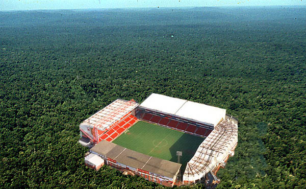 Archivo:Estadio Nottm Forest.jpg
