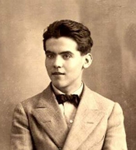 Archivo:Lorca (1914).jpg