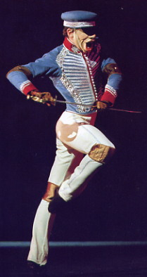 Archivo:Soldado Austro-Húngaro Bailando Ballet.png