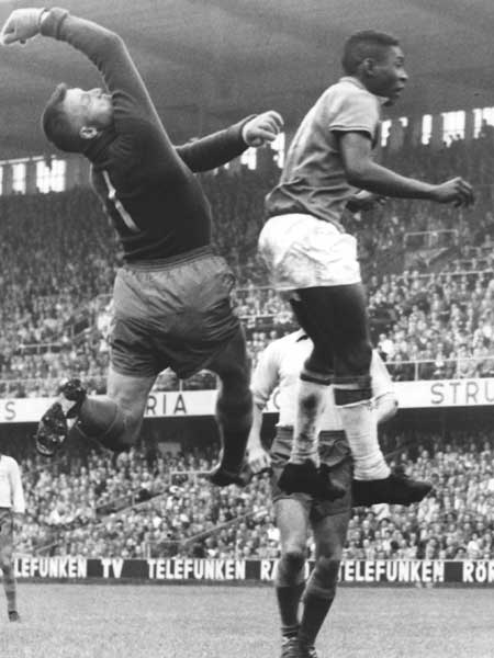 Archivo:Pelé 1958.jpg