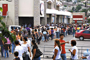Archivo:Supermercados-Hondureños.jpg