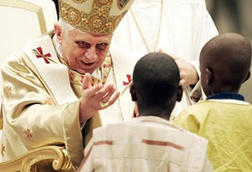 Archivo:Benedicto XVI.jpg