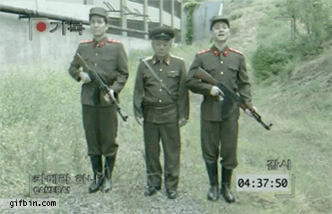 Archivo:Cohete norcoreano.gif