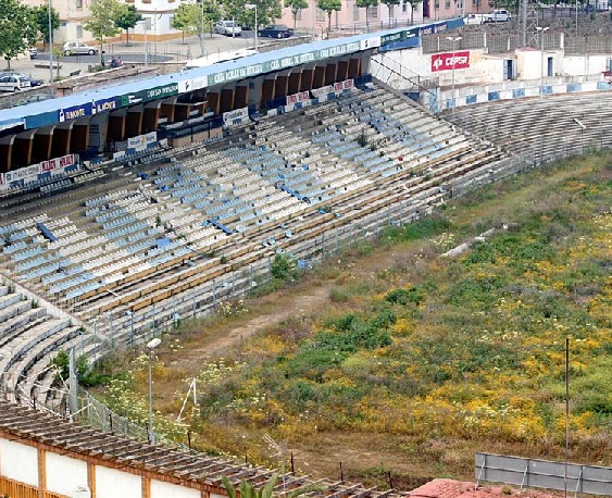 Archivo:Estadio Viejo3.jpg