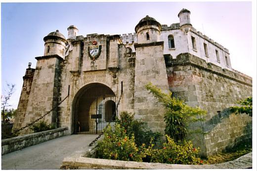 Archivo:Castillo-del-principe.jpg