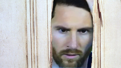 Archivo:All finals and no cups make Messi a dull boy.jpg