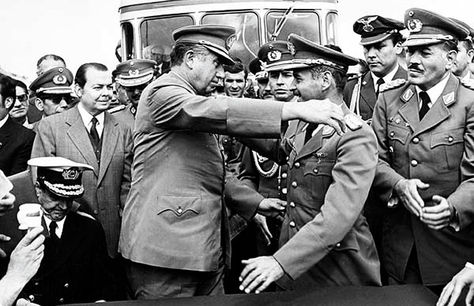 Archivo:Presidentes-Hugo-Banzer-Augusto-Pinochet.jpg
