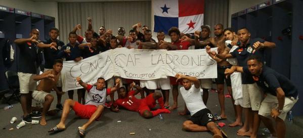 Archivo:CONCACAF Ladrones.jpg