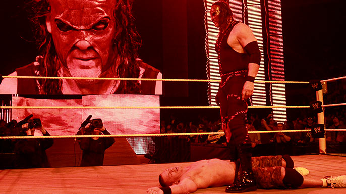 Archivo:Masked-Kane-Returns-2011.jpg