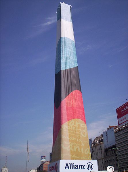 Archivo:Obelisco 150 años argentino-germanas.jpg