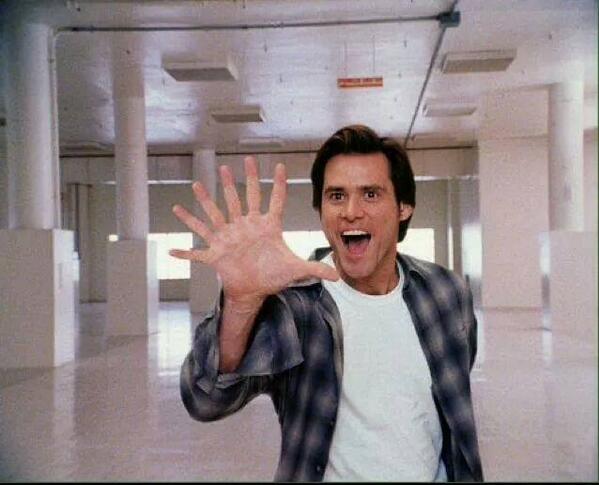 Archivo:Jim Carrey seven fingers.jpg