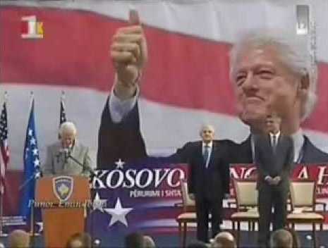 Archivo:Clinton-kosovo.jpg