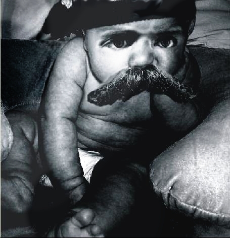 Archivo:Bebé Nietzsche.JPG