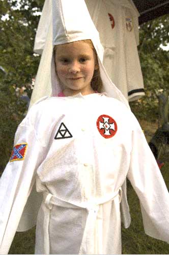 Archivo:Klan niño.jpg