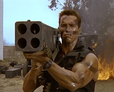 Archivo:Arnold Schwarzenegger Commando.jpg
