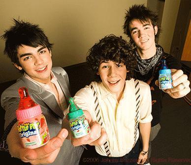 Archivo:Jonas brothers baby.jpg