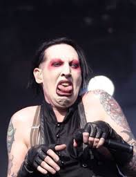 Archivo:Marilyn Manson Cara de Asco.jpg
