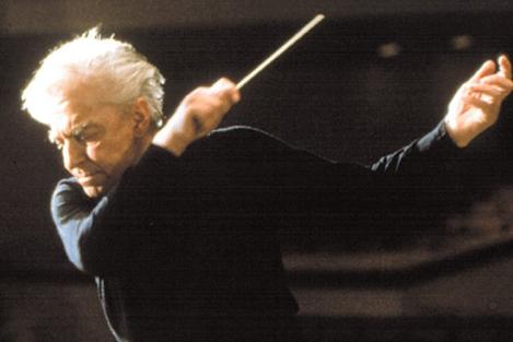 Archivo:Karajan teaser 2 DW 486494g.jpg
