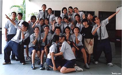 Archivo:Estudiantes japoneses.JPG