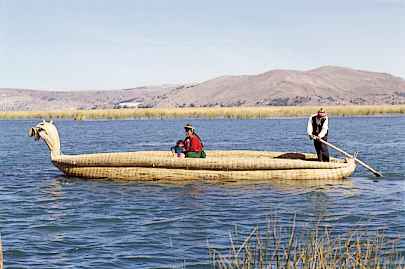 Archivo:Lago Titicaca puno.jpg