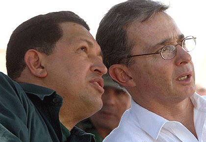 Archivo:Hugo Chávez y Uribe.jpg