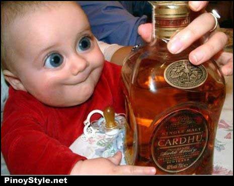 Archivo:Niño alcohólico.Cardhu.Whisky.jpg