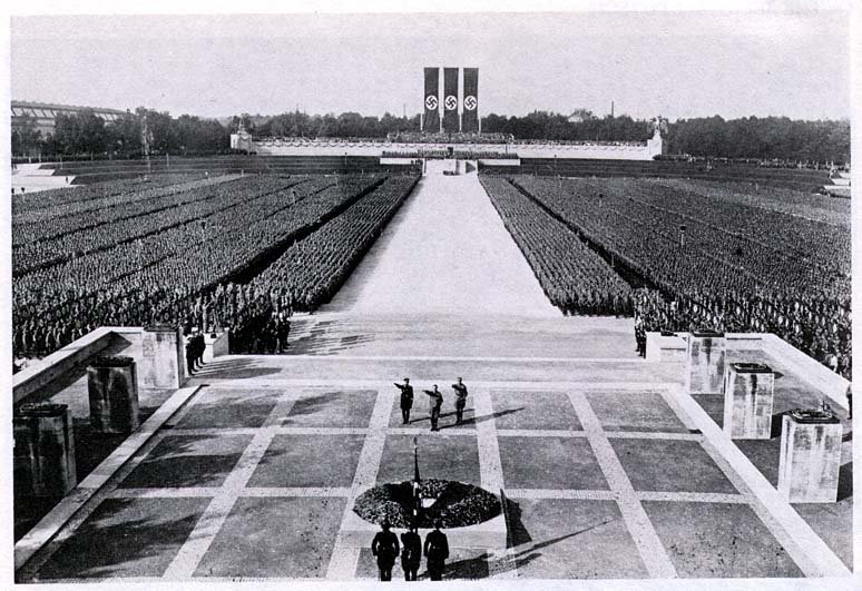 Archivo:Nuremberg 1934.jpg