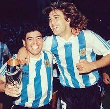 Archivo:Maradona Copa Artemio Franchi.jpg